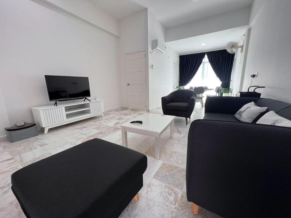 Lui Lui Comfy Condo In Great Location Kuah Exteriör bild